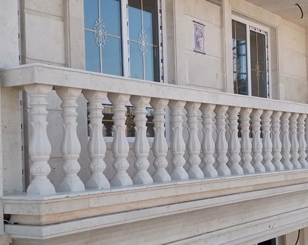 نرده سیمانی بالکن