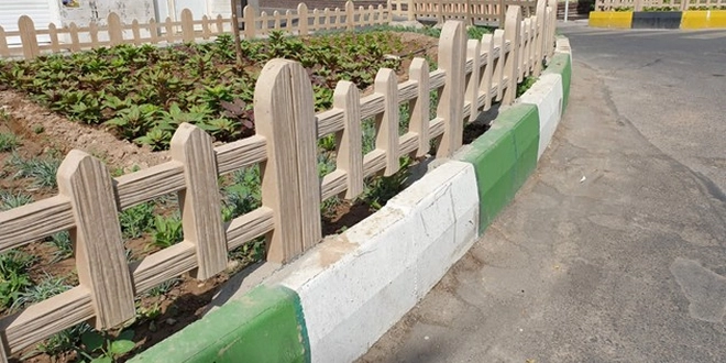 نرده سیمانی دور باغچه